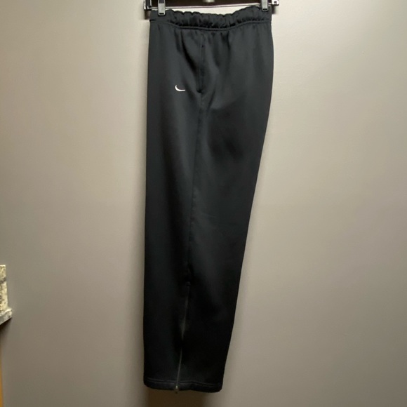 nike thermal trousers